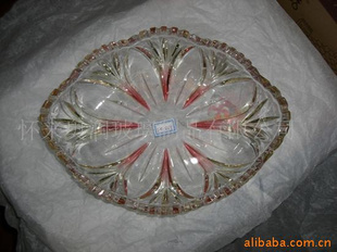 水晶玻璃果盤的藝術與實用 日用玻璃制品的精致之美